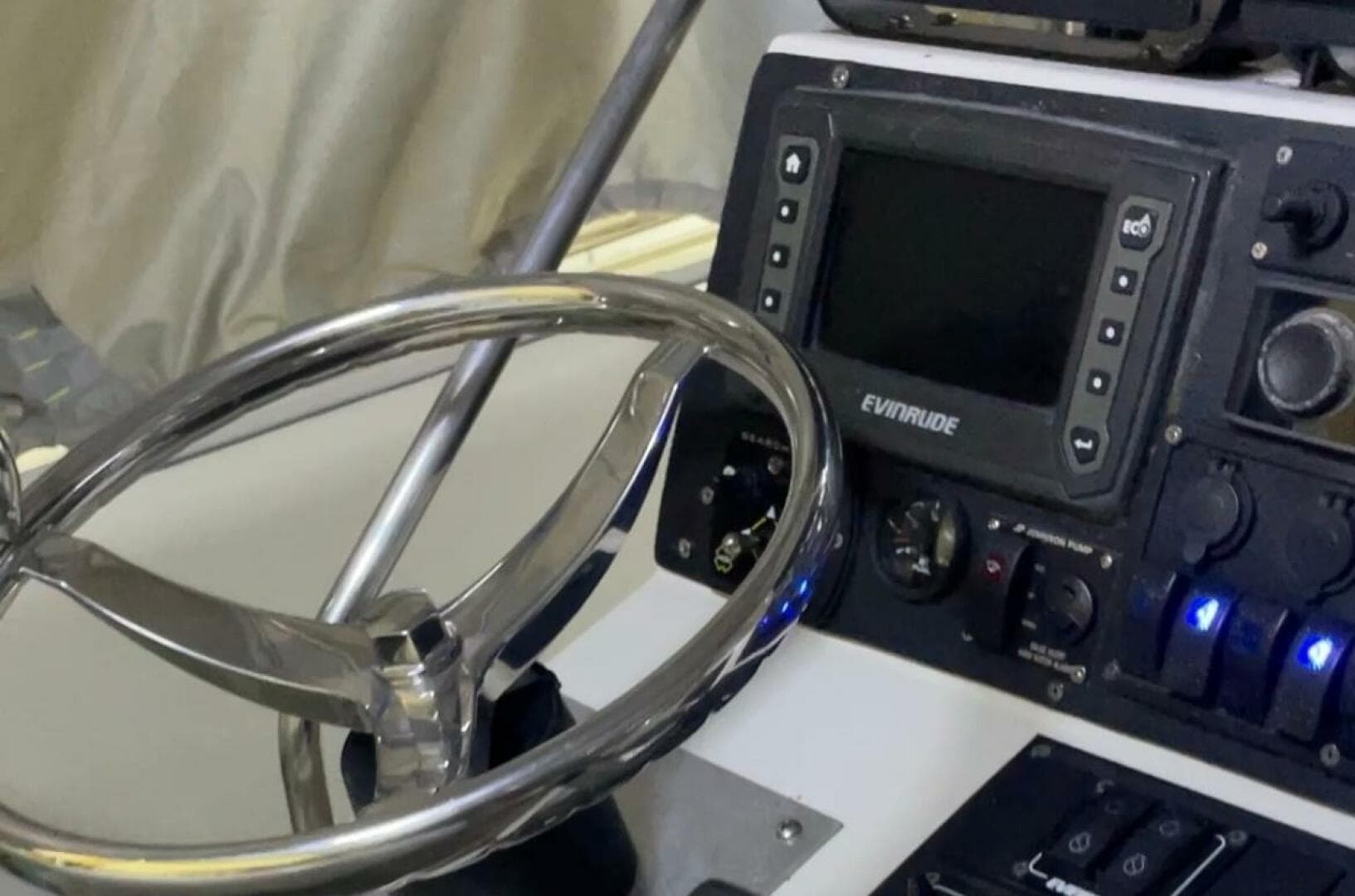 1990 Wellcraft Scarab 30 Cuddy — photo 23