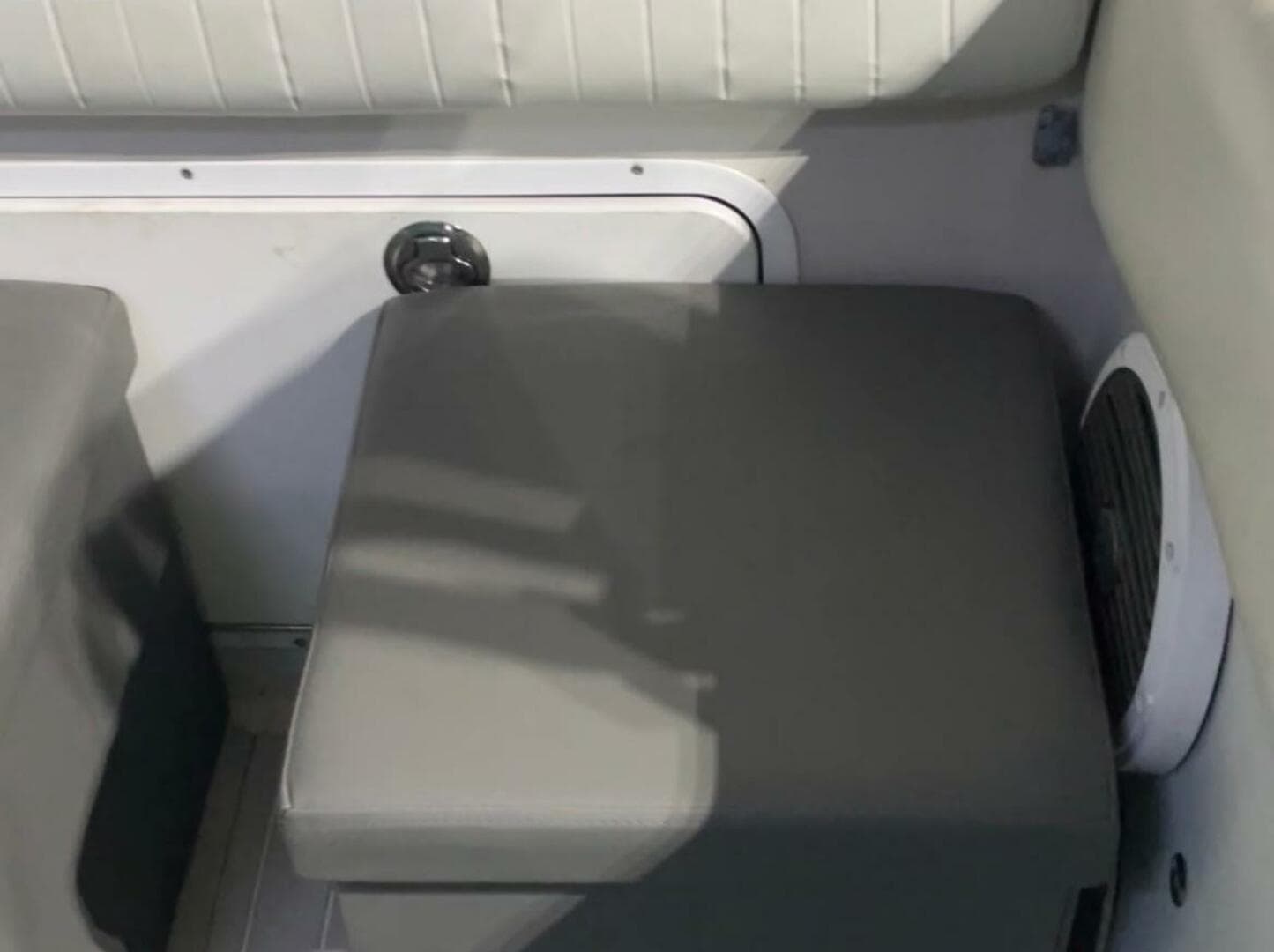 1990 Wellcraft Scarab 30 Cuddy — photo 54