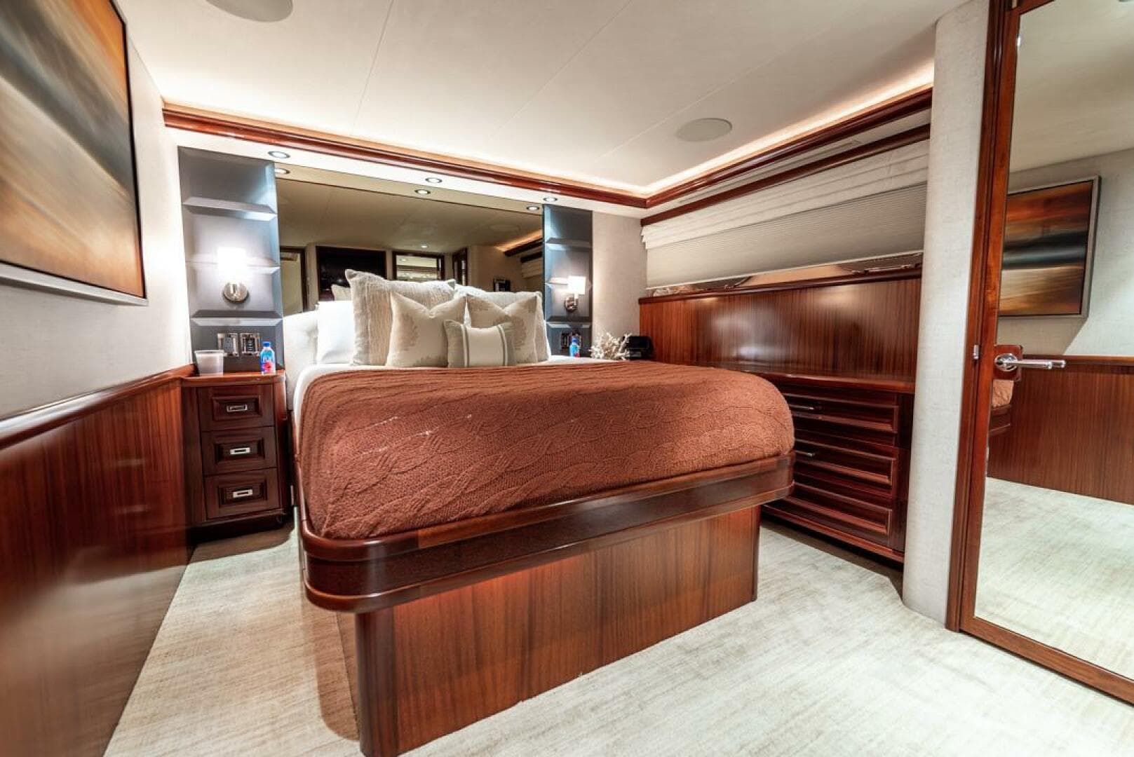 2012 Westport 112 — photo 51