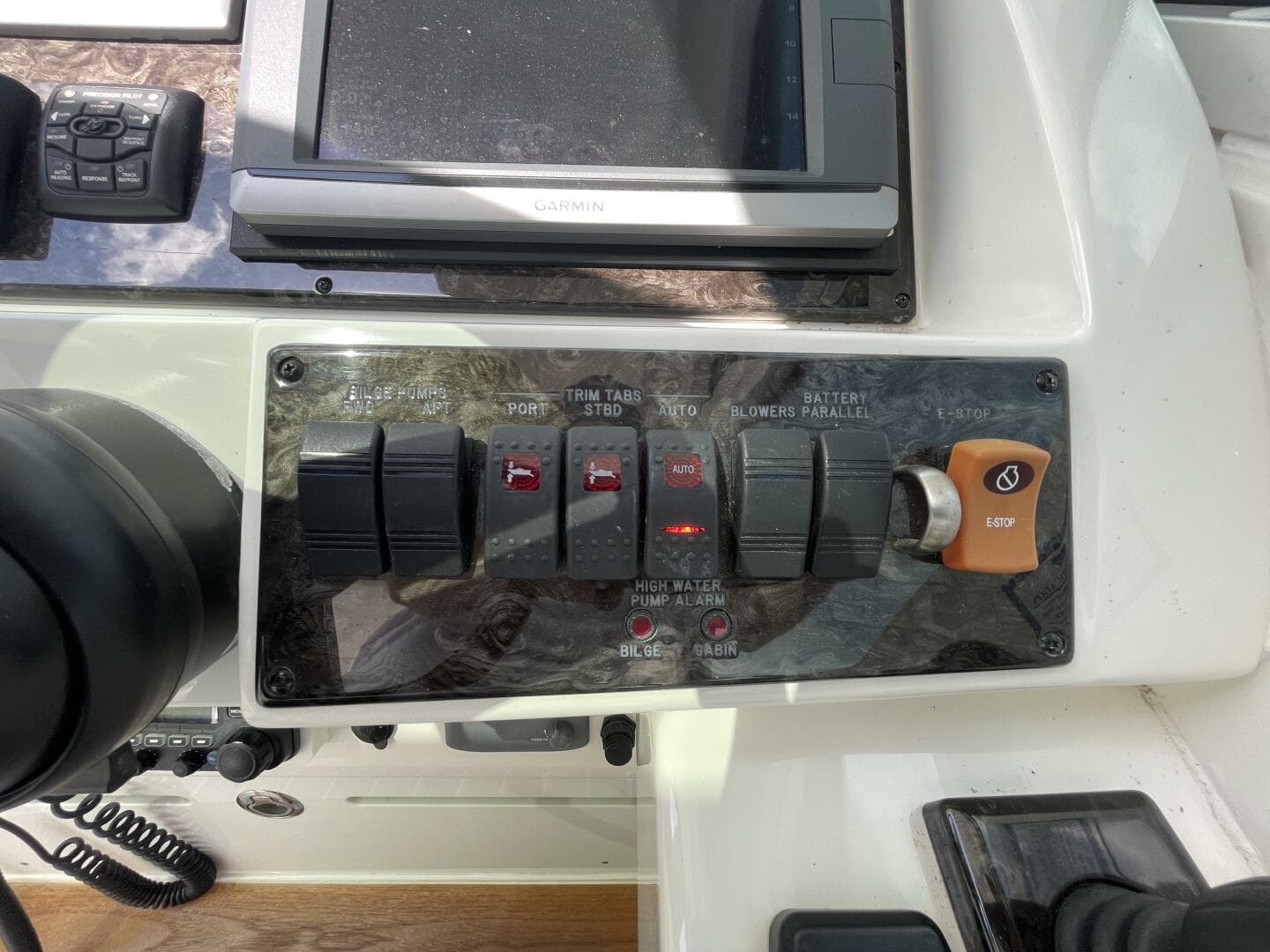 2010 Sea Ray 450 Sundancer — photo 50
