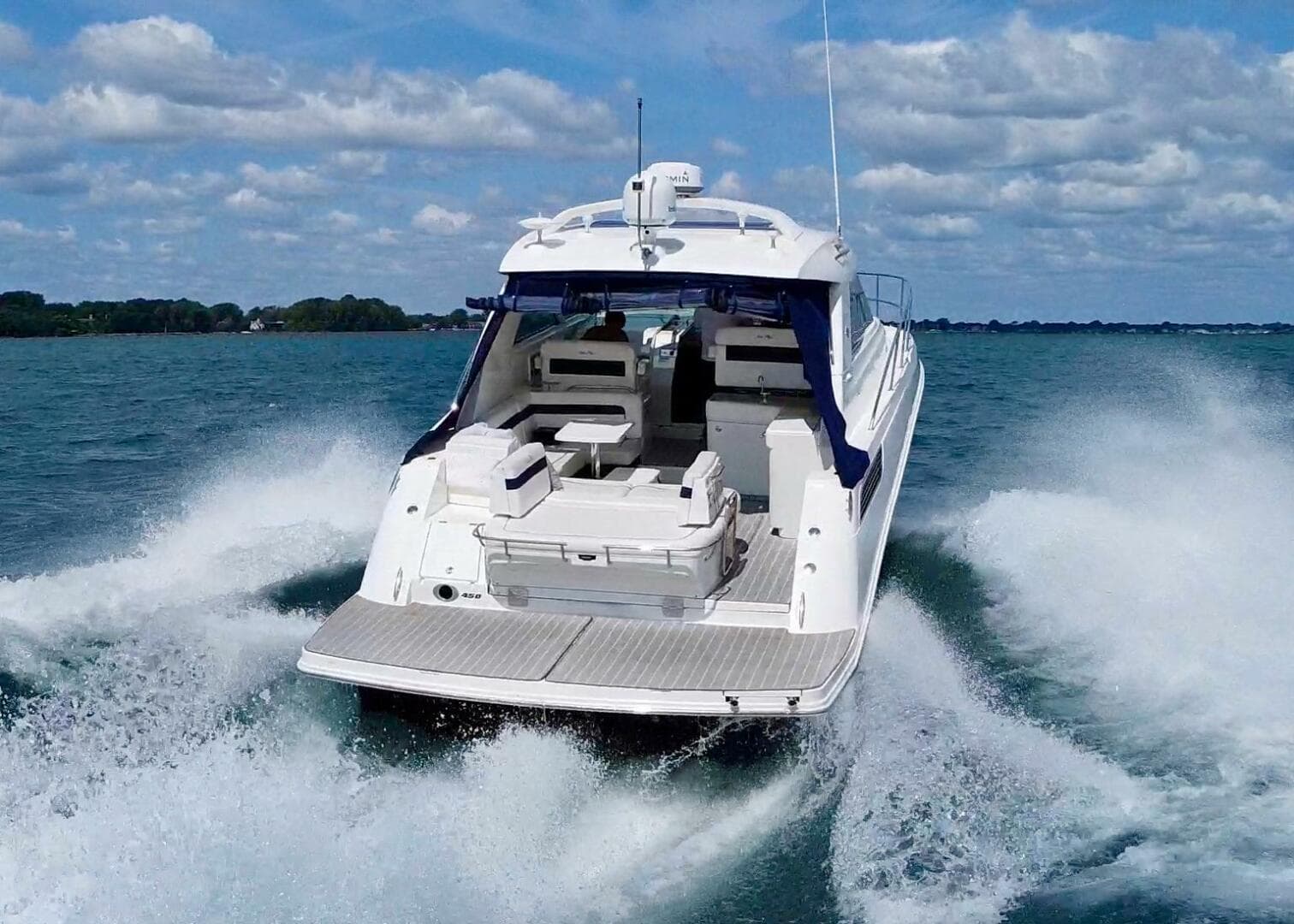 2010 Sea Ray 450 Sundancer — photo 5