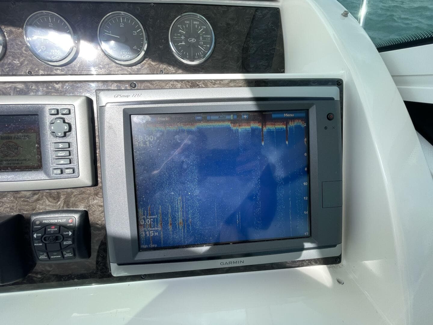 2010 Sea Ray 450 Sundancer — photo 54