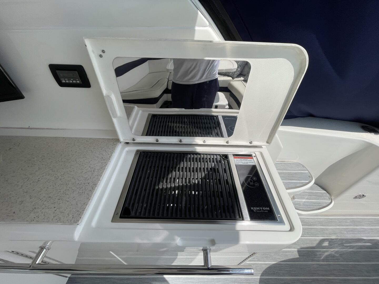 2010 Sea Ray 450 Sundancer — photo 29