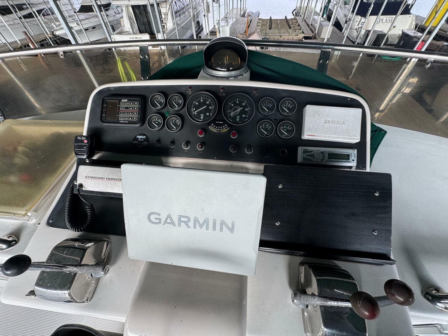 1991 Ocean Alexander 456 Classicco — photo 21