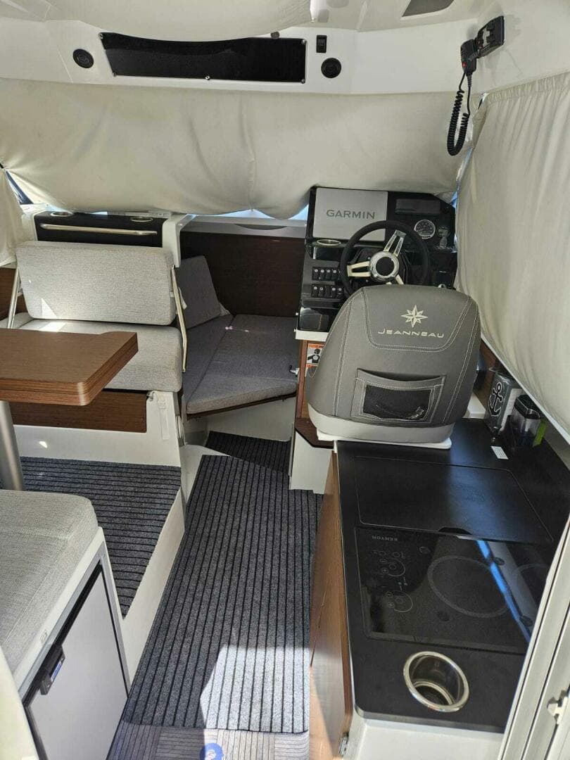 2023 Jeanneau Nc 795 S2 — photo 19