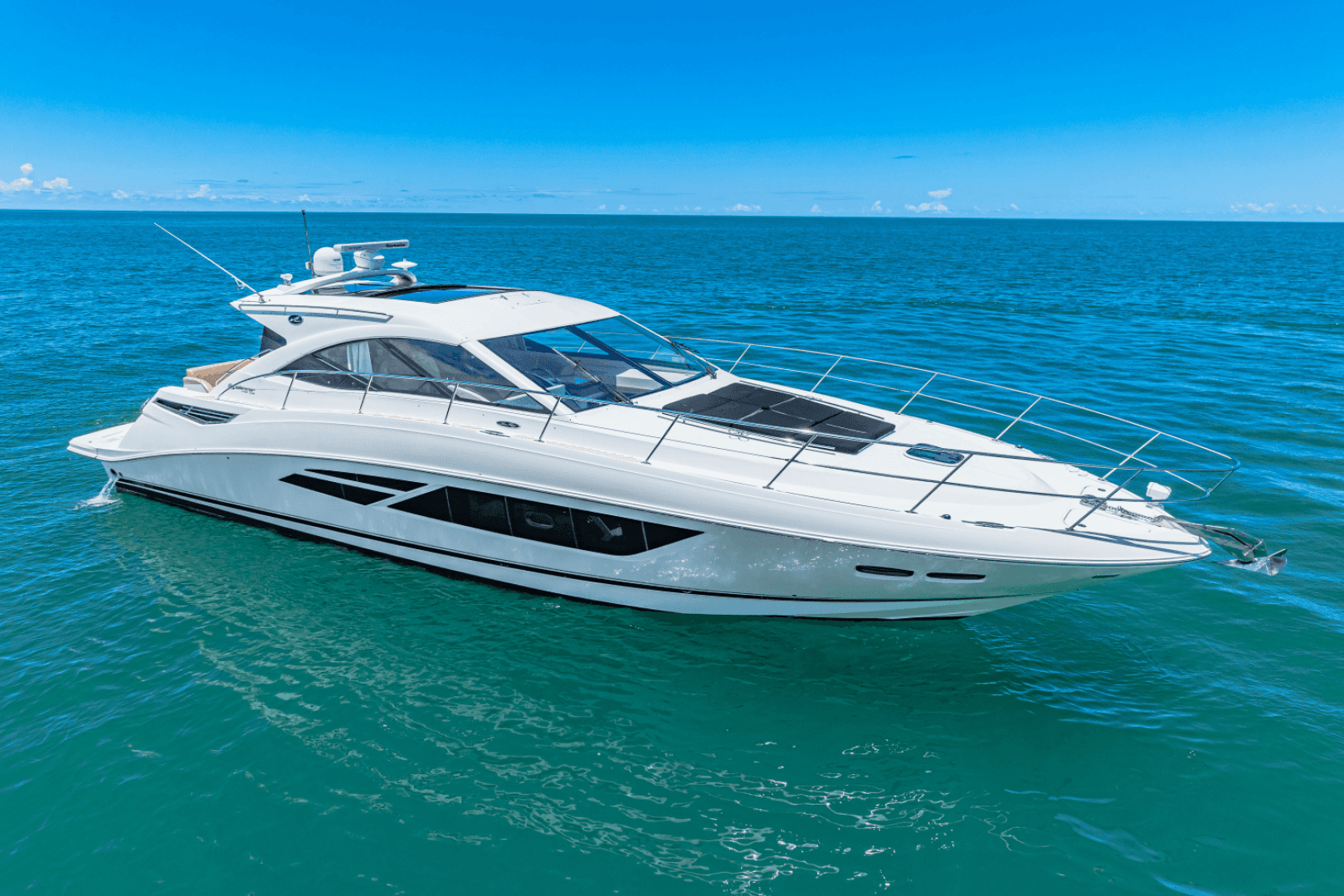 2017 Sea Ray 510 Sundancer — photo 15