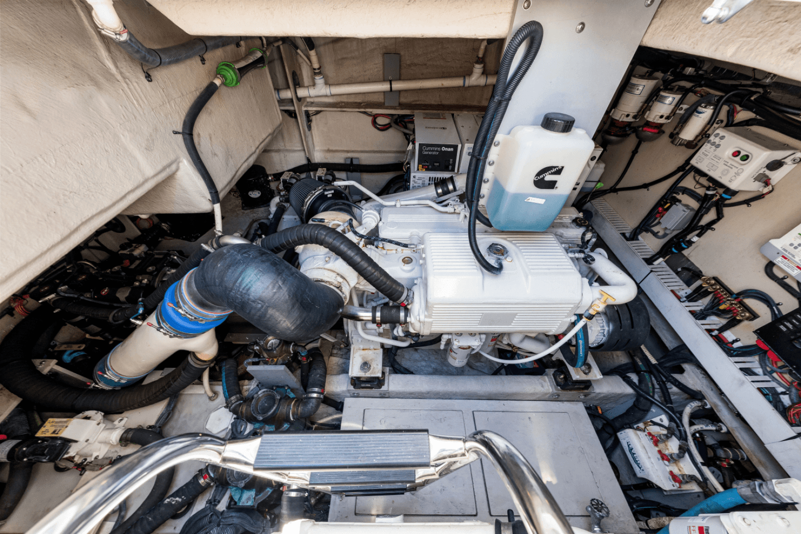 2017 Sea Ray 510 Sundancer — photo 80