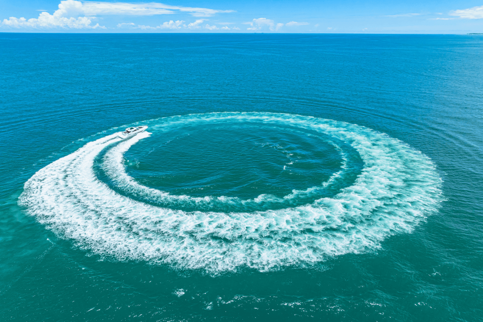 2017 Sea Ray 510 Sundancer — photo 34