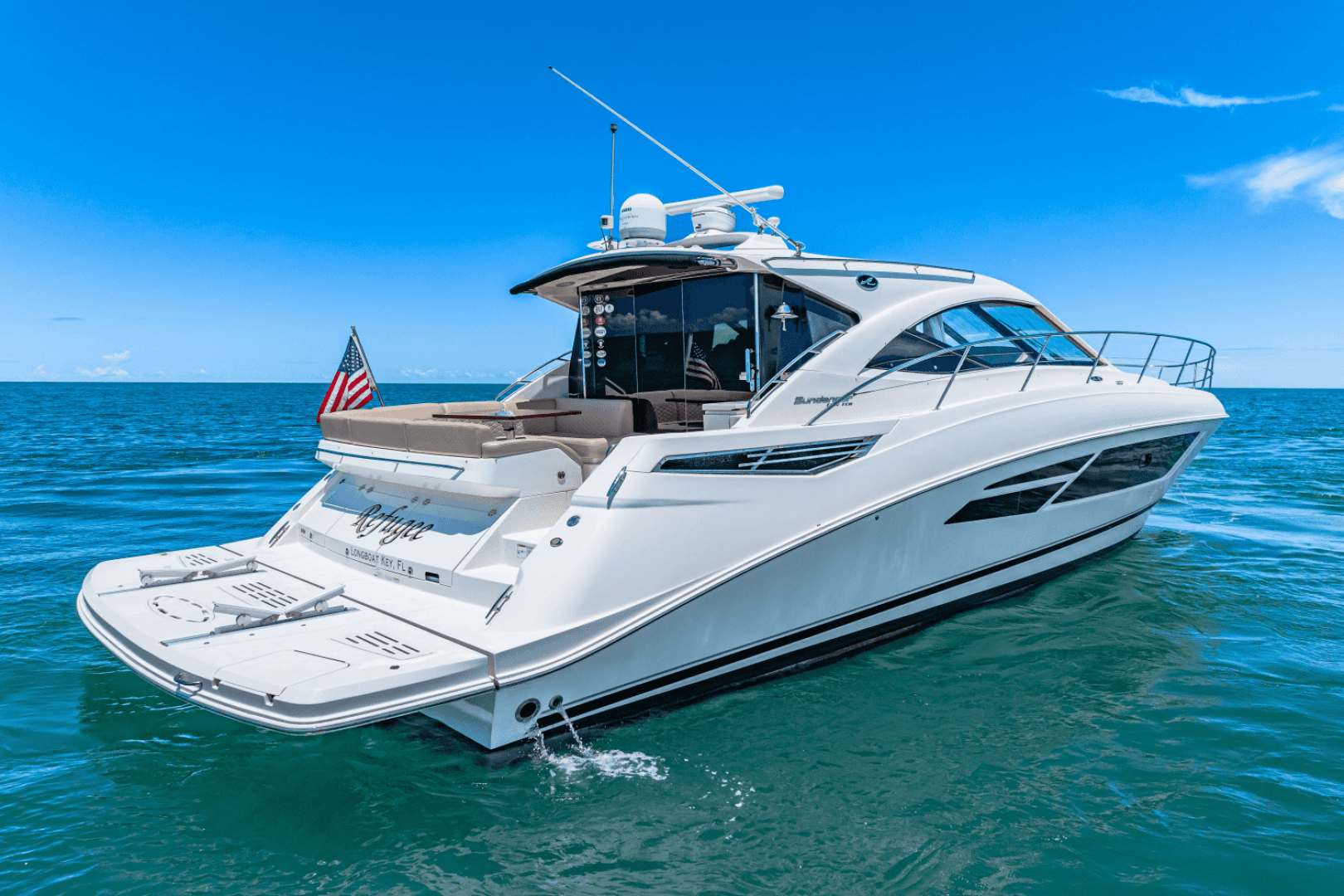 2017 Sea Ray 510 Sundancer — photo 11