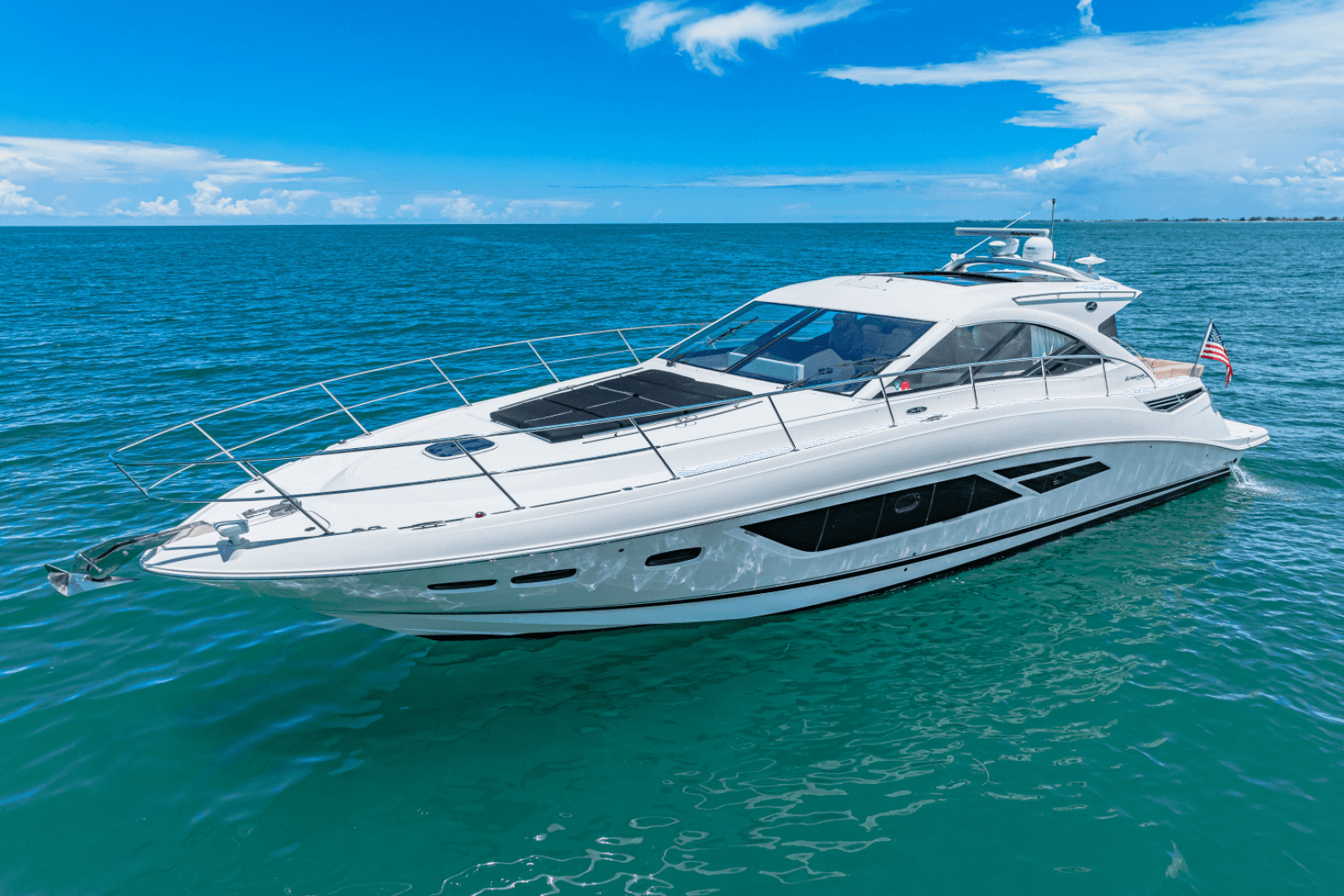2017 Sea Ray 510 Sundancer — photo 3