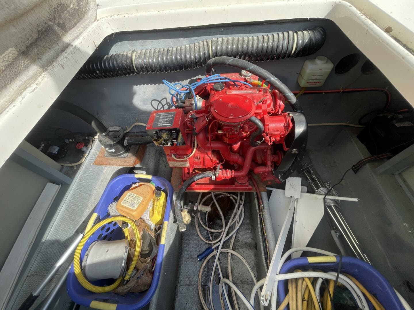 1989 Silverton 37 Convertible — photo 14