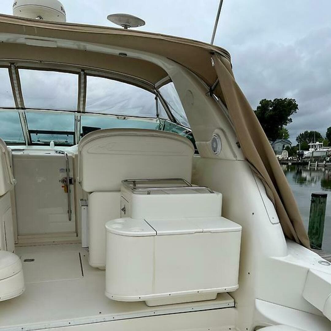 2001 Sea Ray 340 Amberjack — photo 17