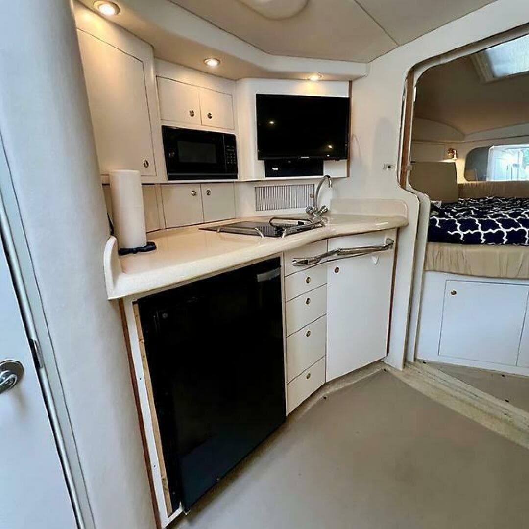 2001 Sea Ray 340 Amberjack — photo 37