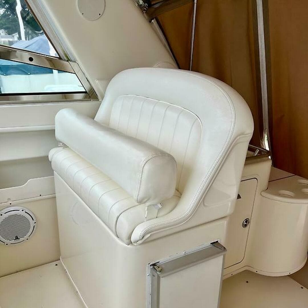 2001 Sea Ray 340 Amberjack — photo 26