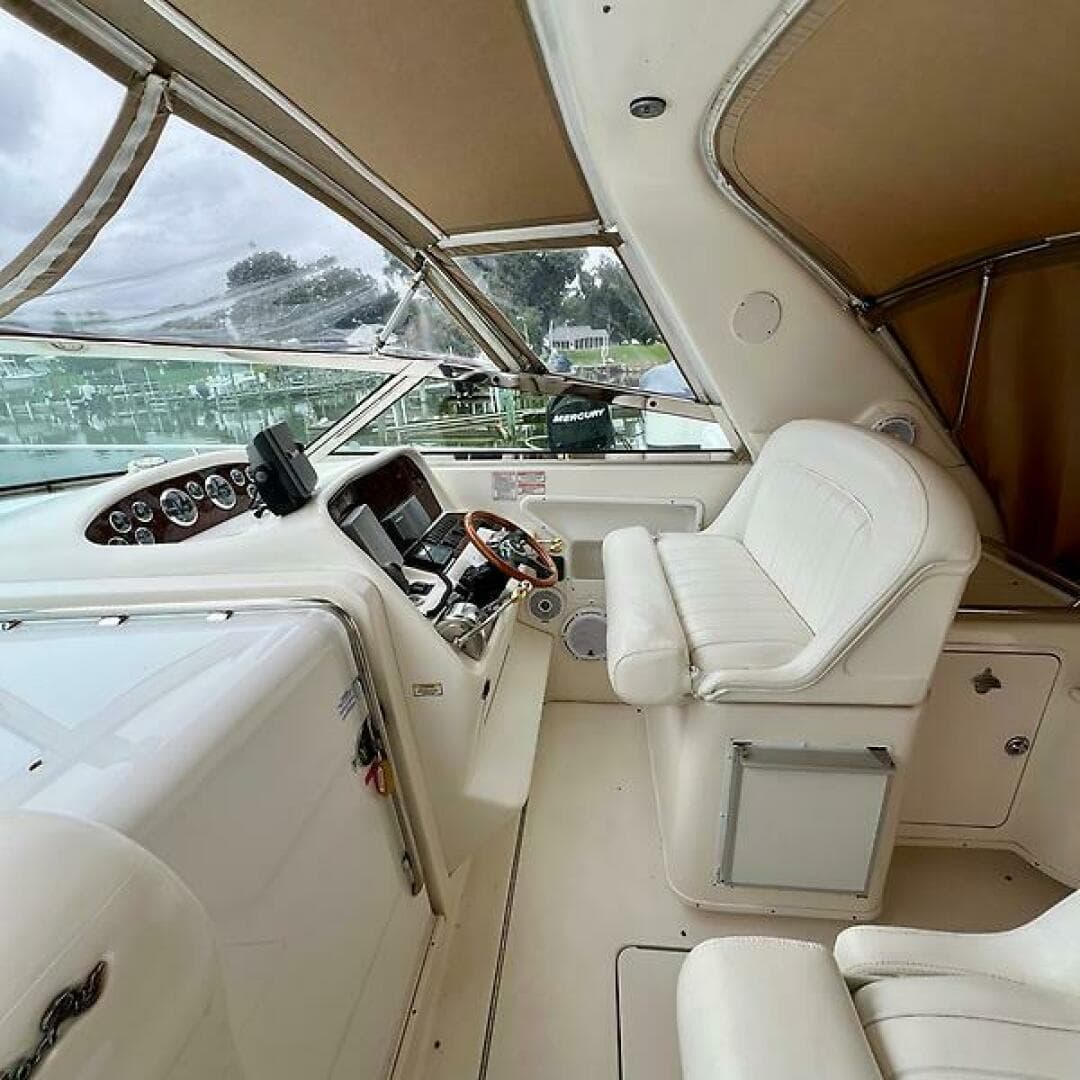 2001 Sea Ray 340 Amberjack — photo 19