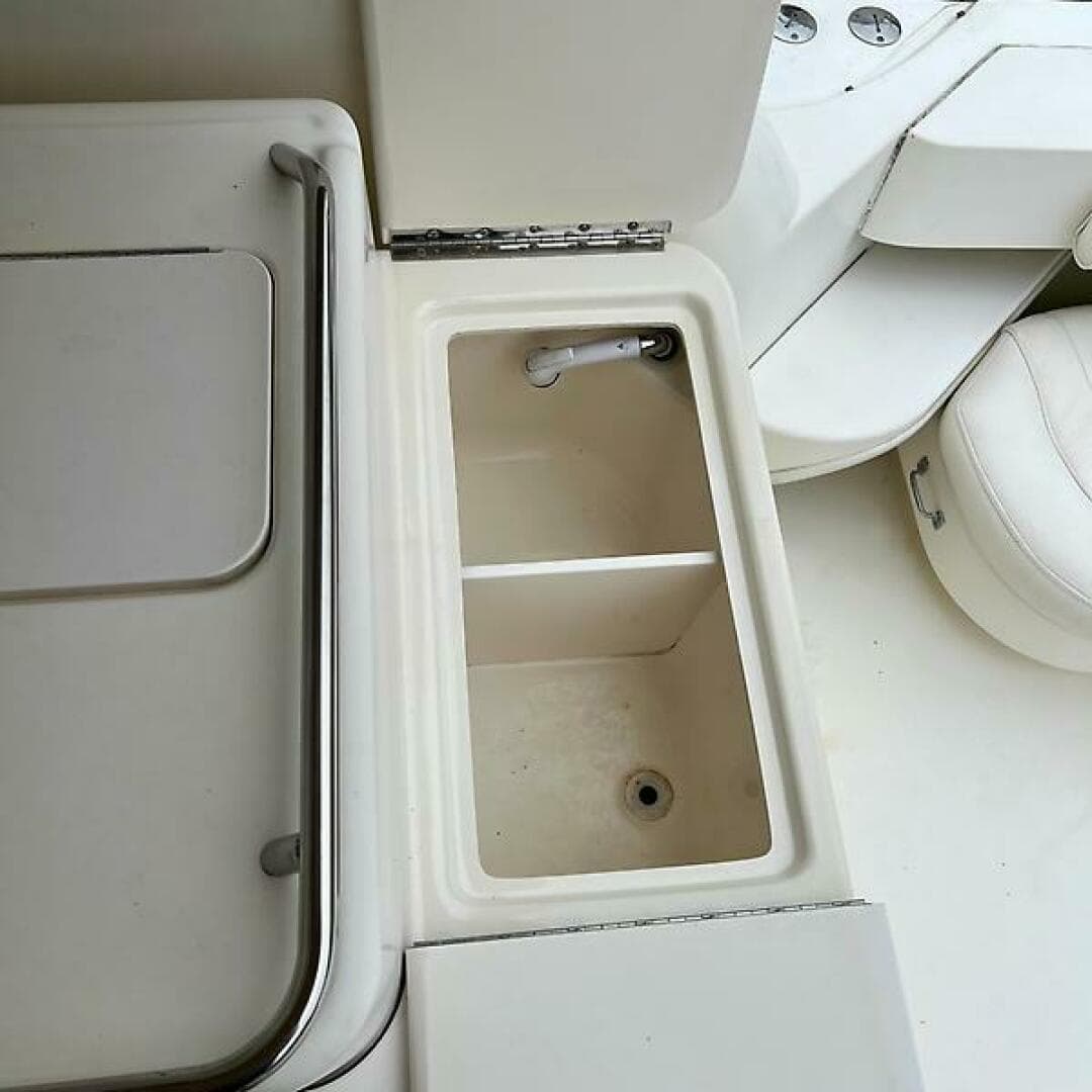 2001 Sea Ray 340 Amberjack — photo 32