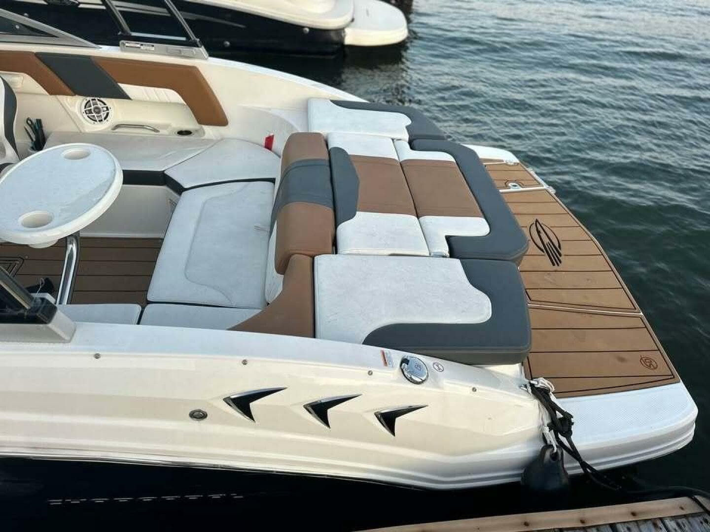 2023 Chaparral 23 Ssi — photo 3