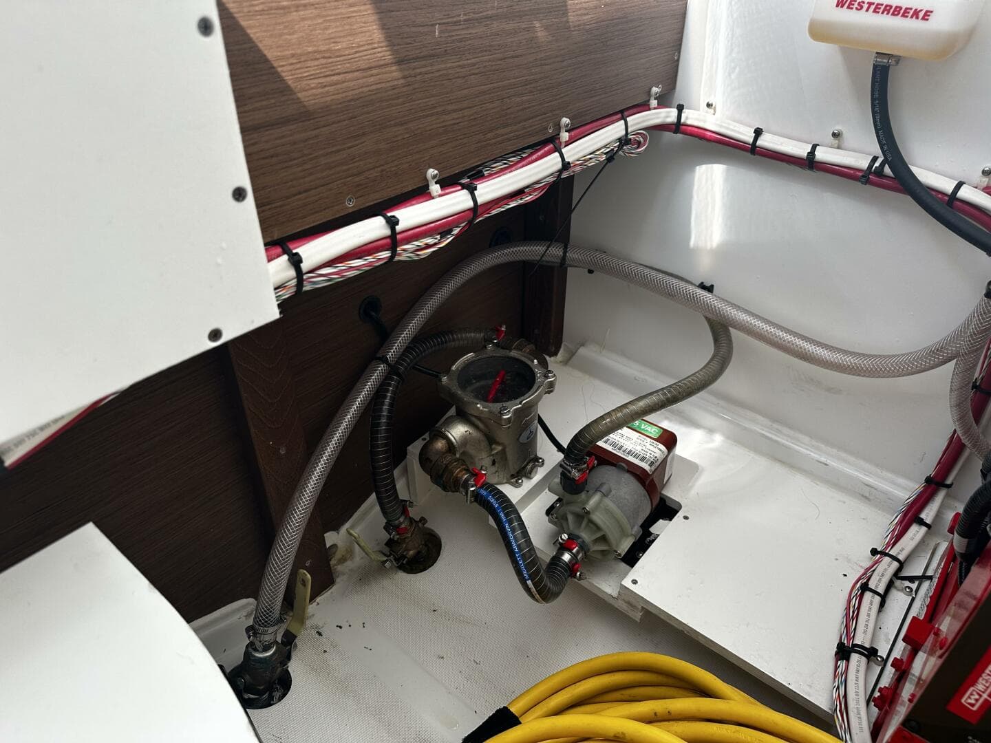 2024 Jeanneau 9.0 Leader — photo 42