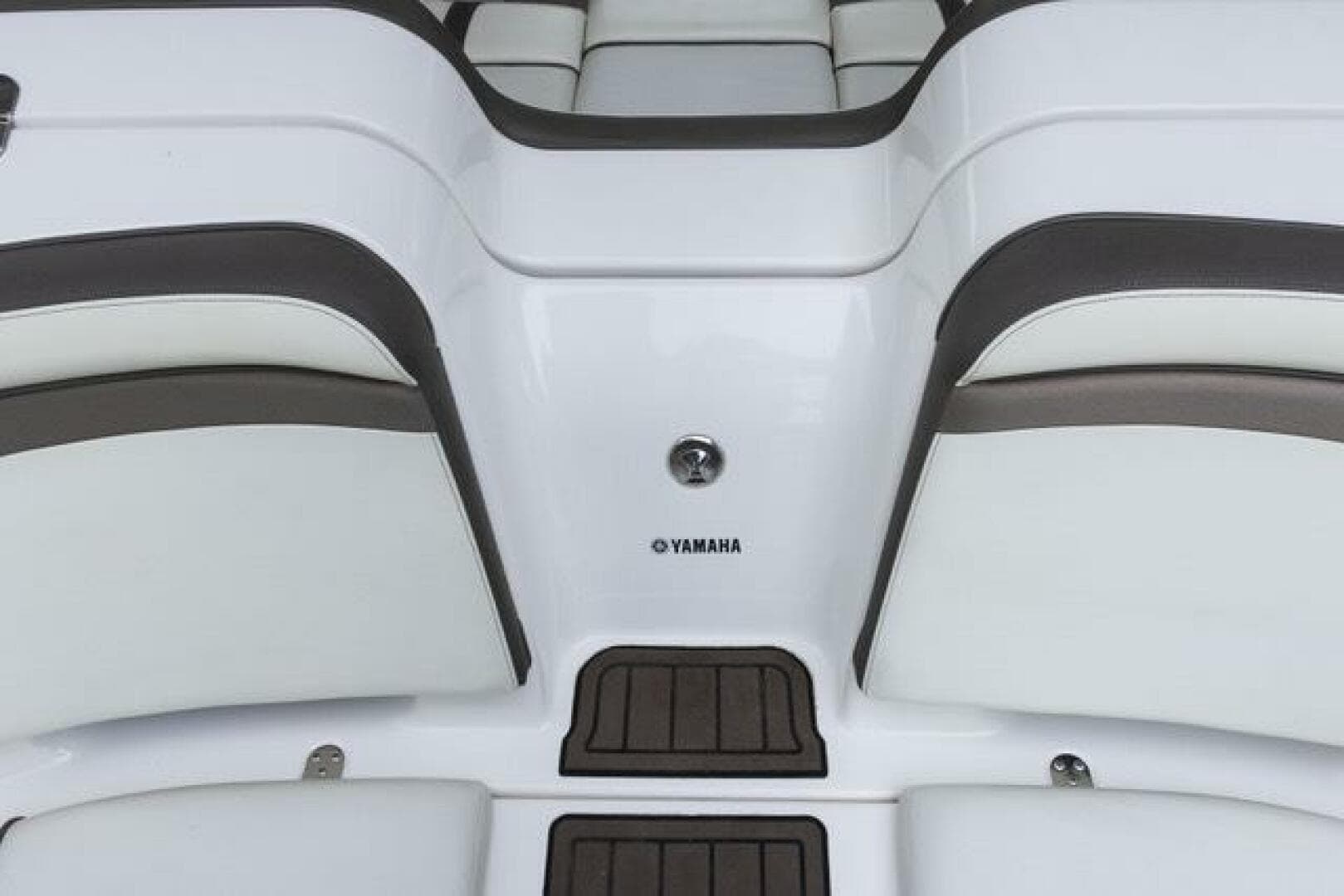 2016 Yamaha Boats 242 Limited E-Series — photo 47