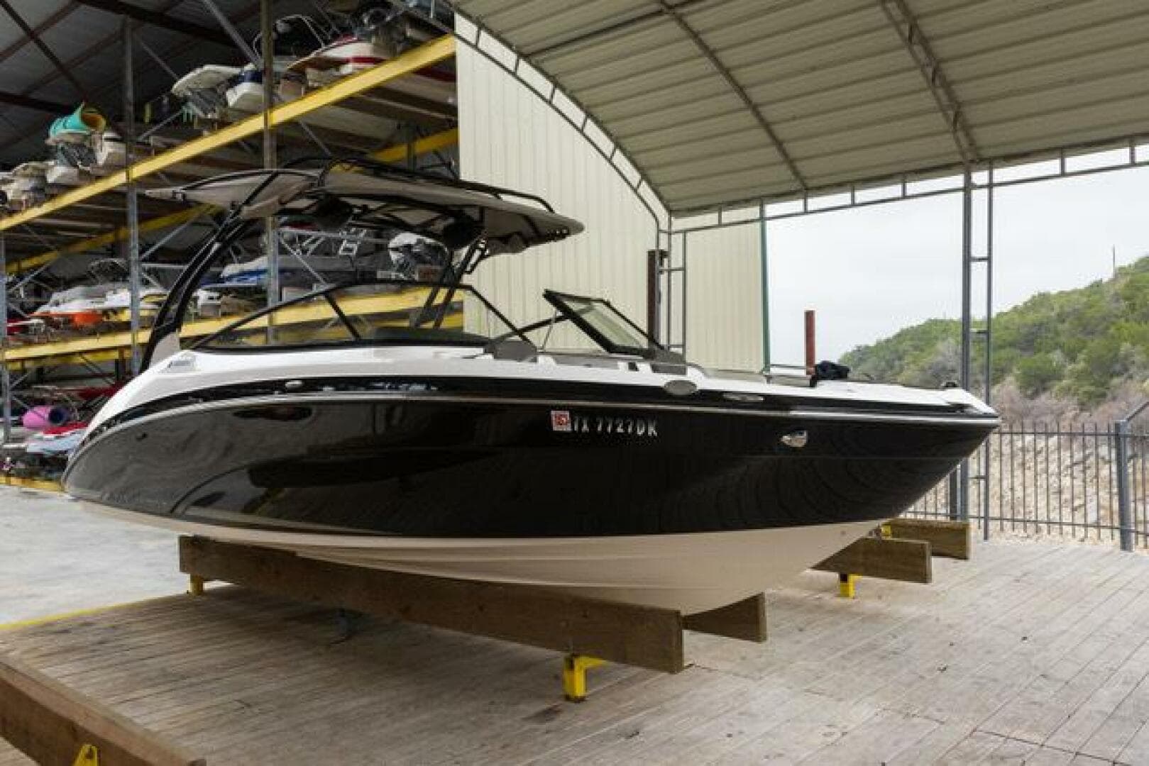 2016 Yamaha Boats 242 Limited E-Series — photo 52
