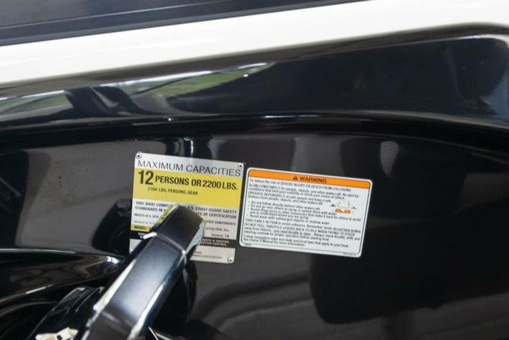 2016 Yamaha Boats 242 Limited E-Series — photo 41