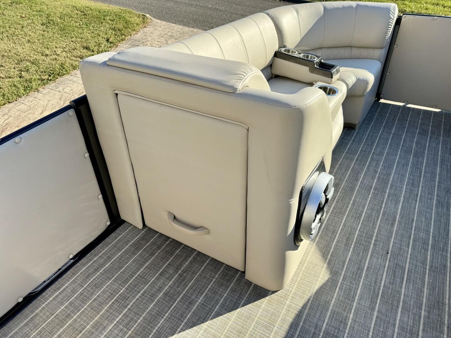 2016 Harris Grand Mariner 250 Slec Tritoon — photo 21