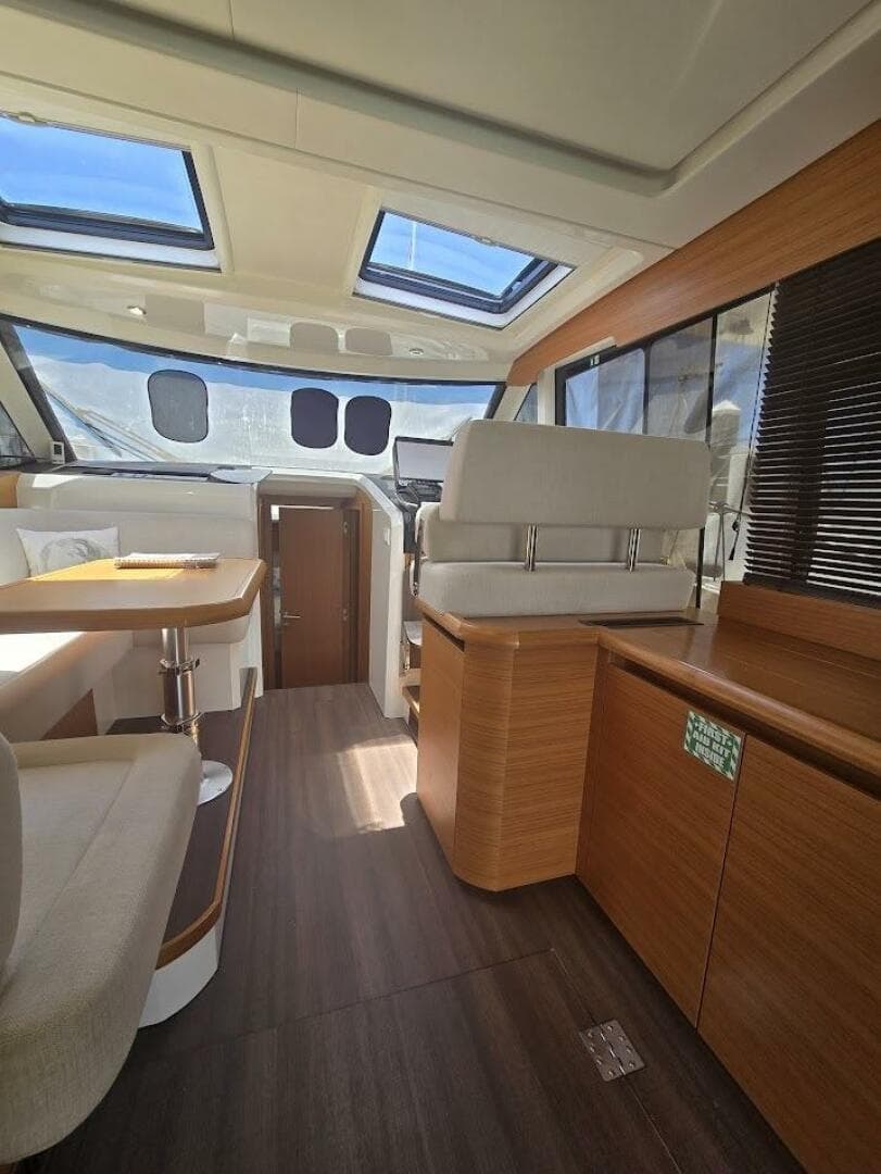 2022 Greenline 39 Hybrid — photo 9