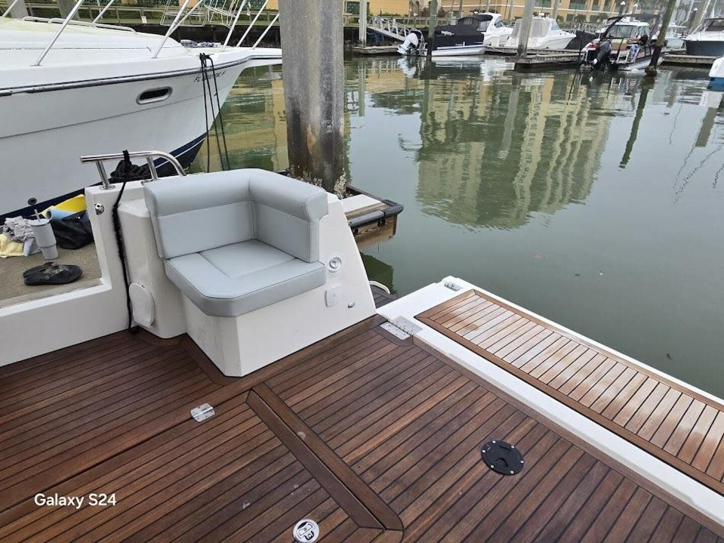2022 Greenline 39 Hybrid — photo 35