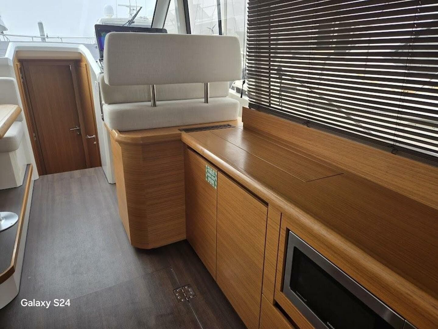 2022 Greenline 39 Hybrid — photo 20