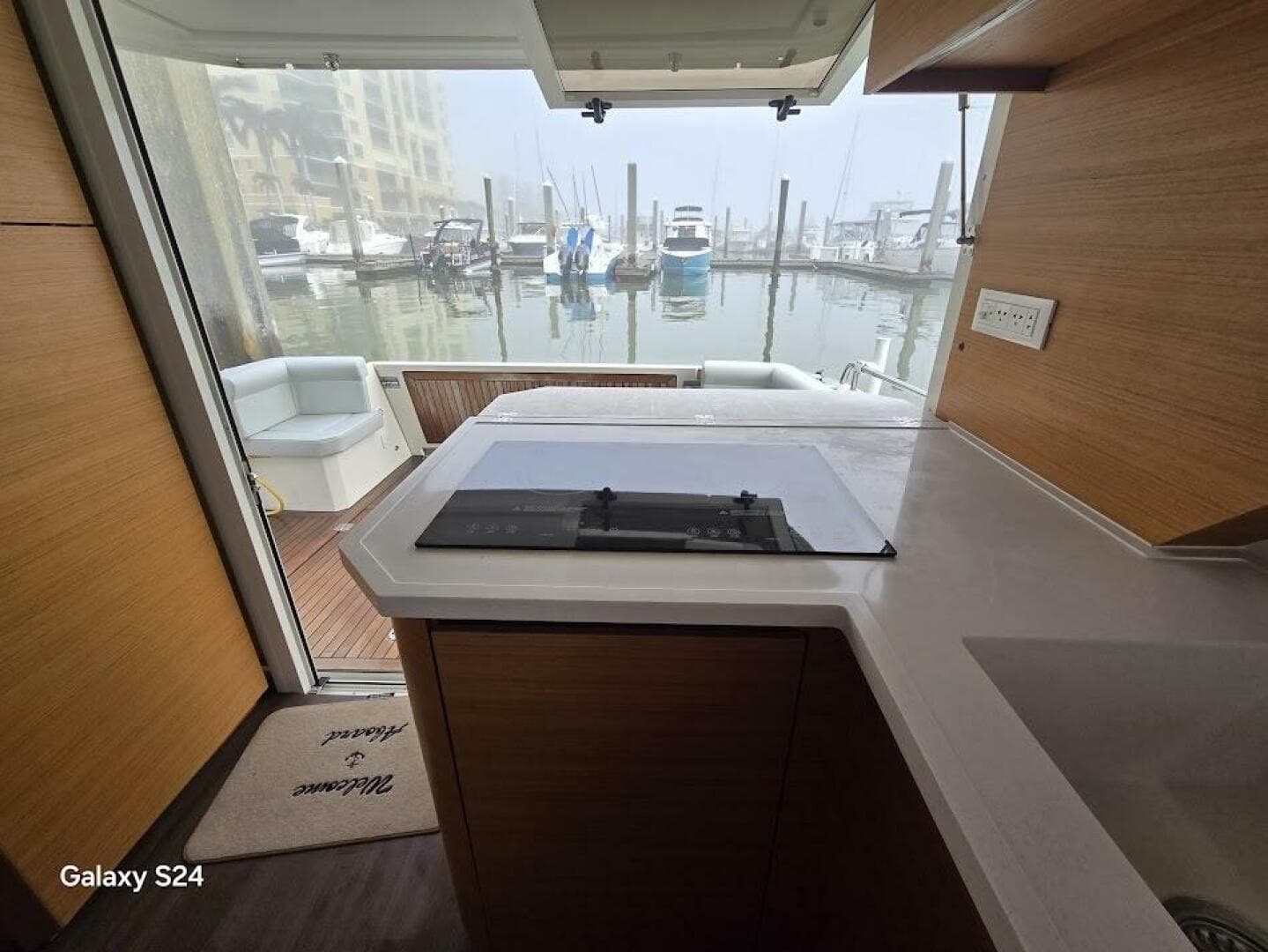 2022 Greenline 39 Hybrid — photo 24