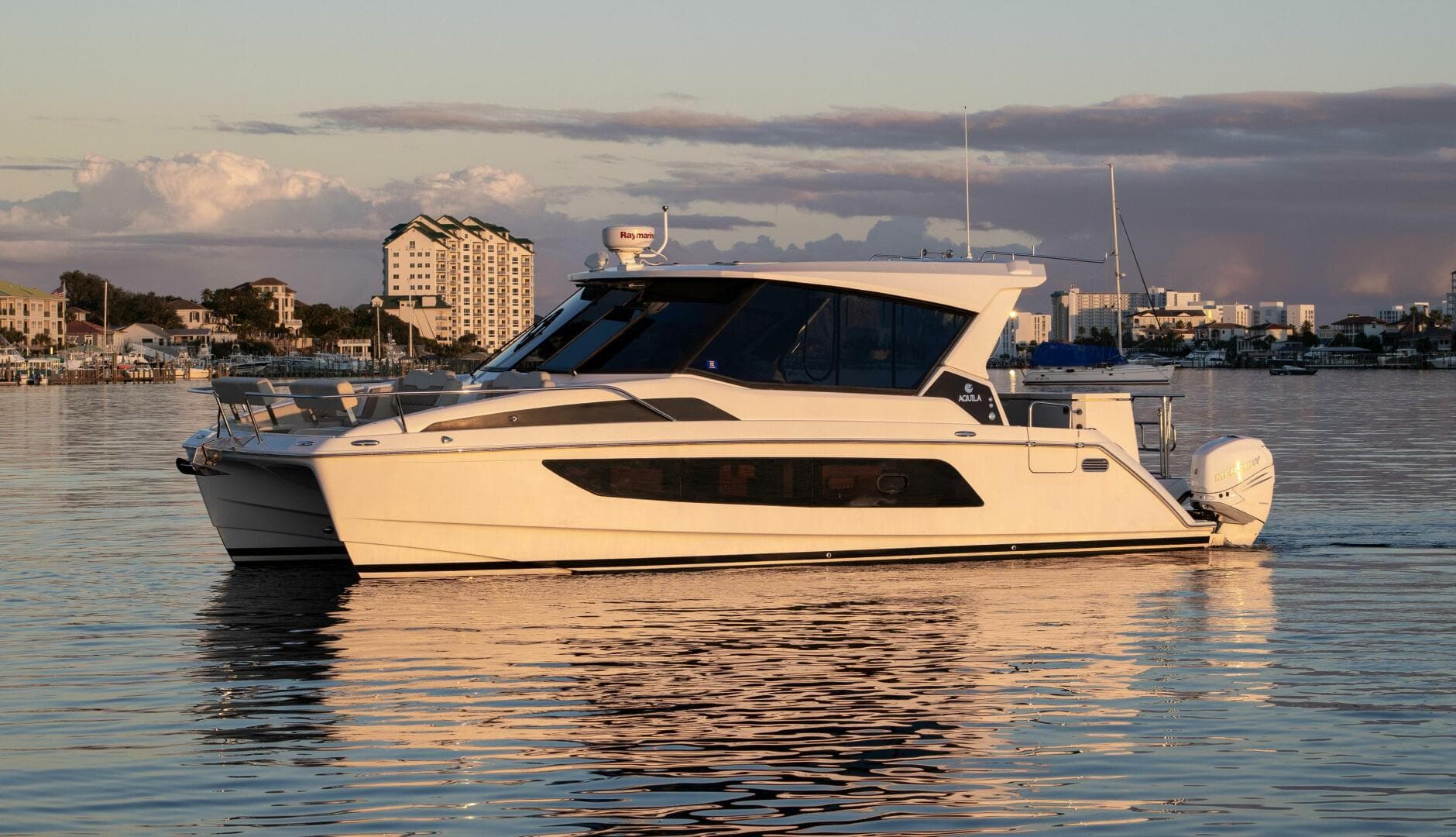 2018 Aquila 36 Power Cat — photo 18