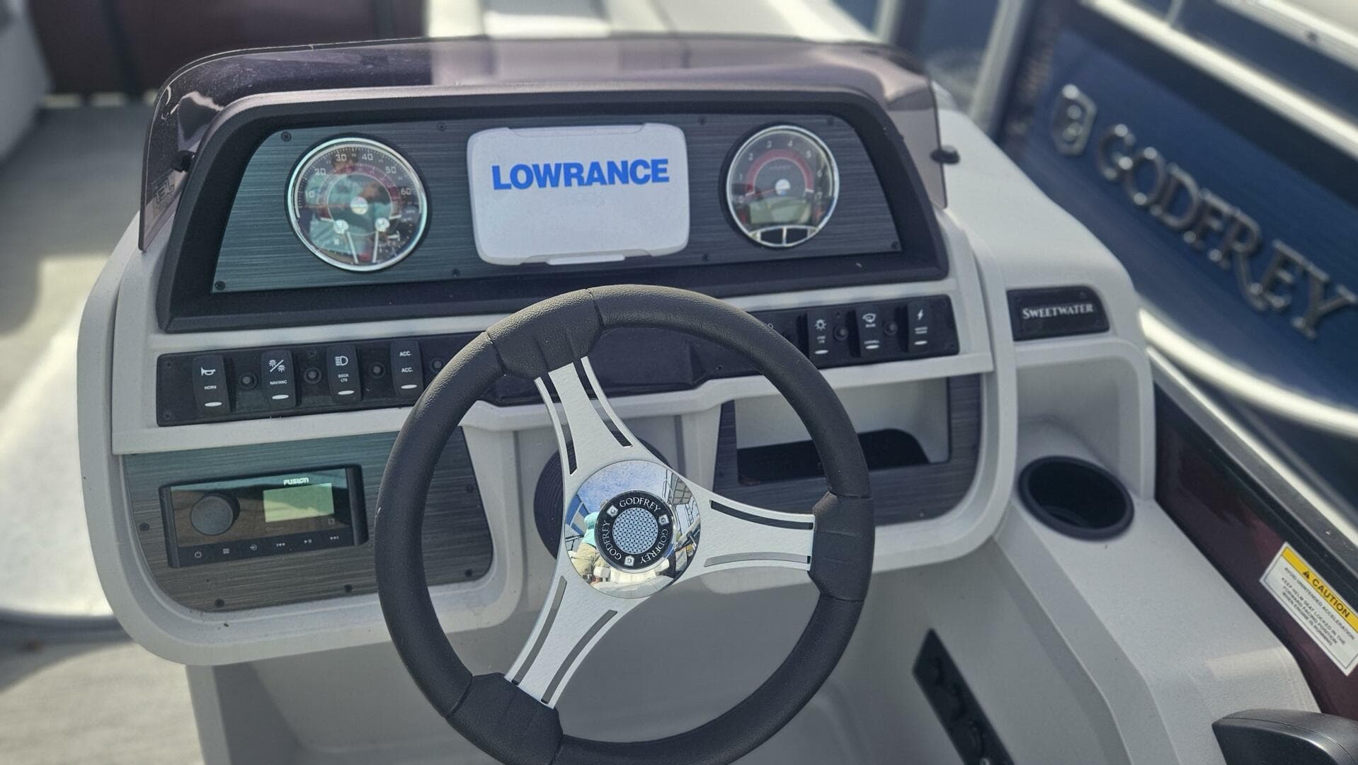 2024 Godfrey Sweetwater 2286 — photo 10