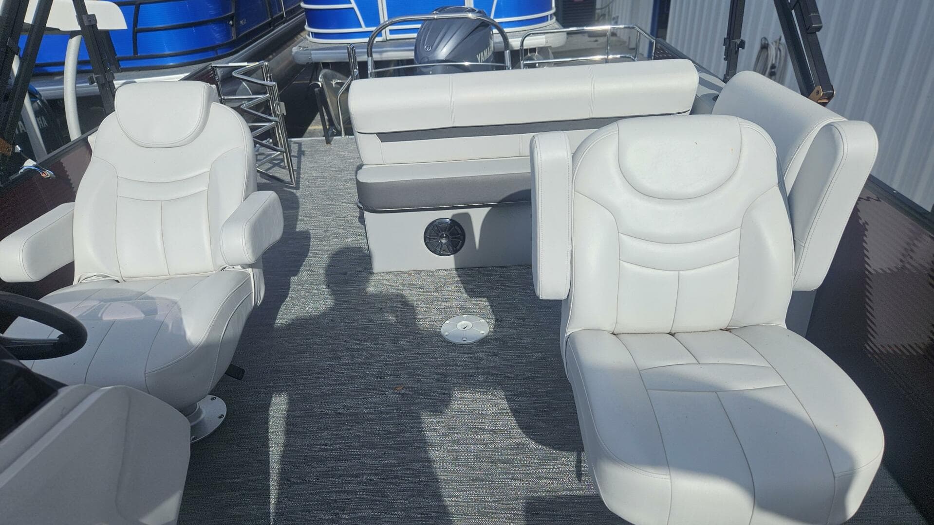 2024 Godfrey Sweetwater 2286 — photo 9