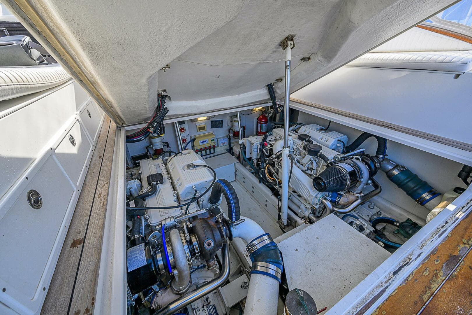 2008 Jersey Cape Devil 36 — photo 26