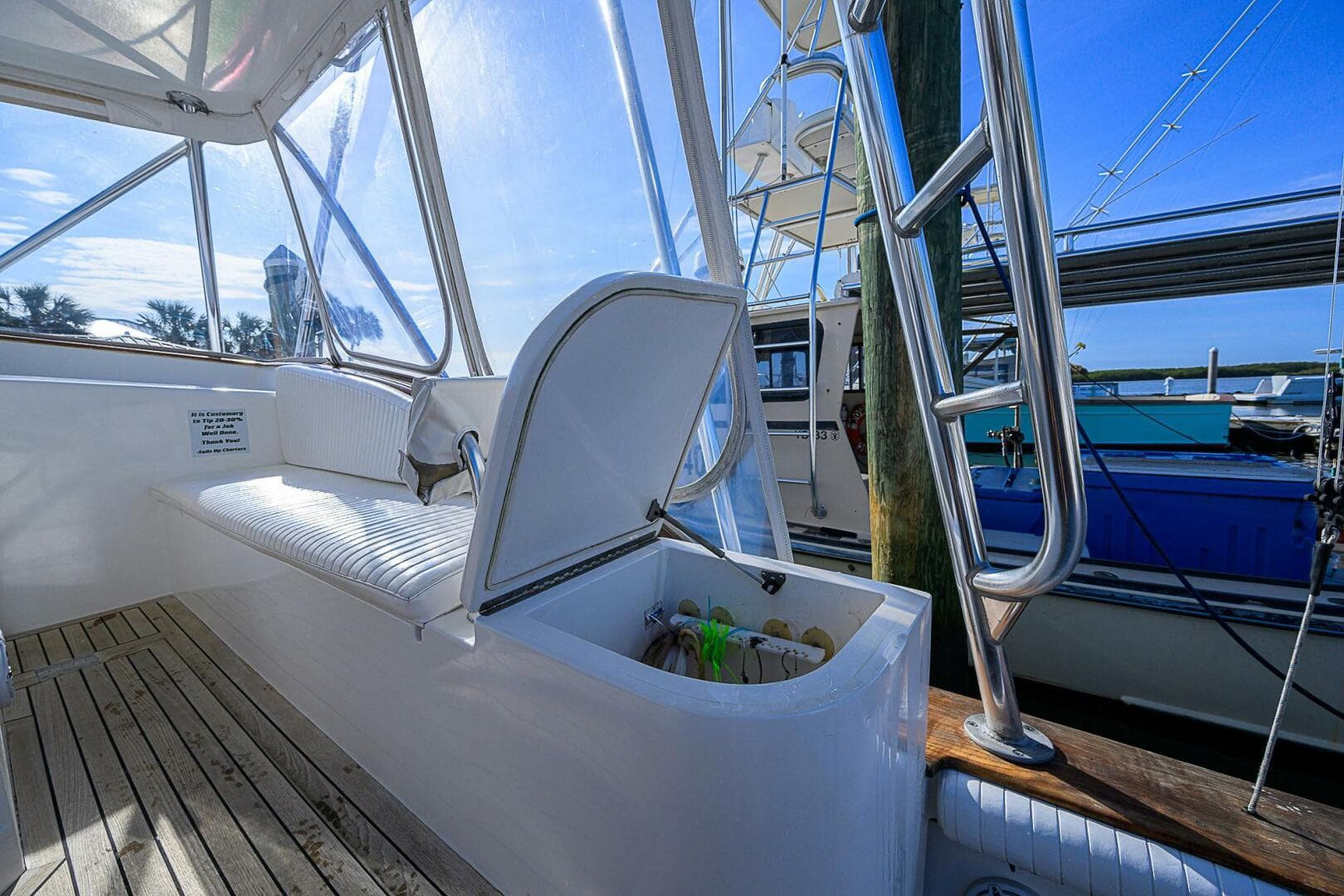 2008 Jersey Cape Devil 36 — photo 21