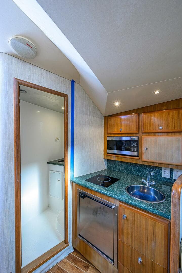 2008 Jersey Cape Devil 36 — photo 35