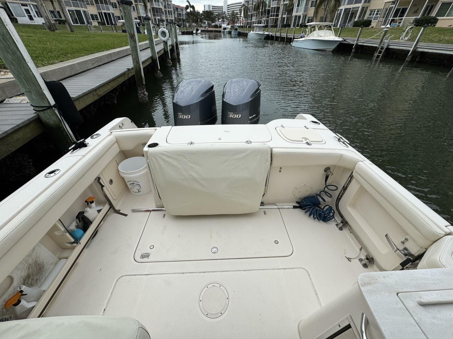 2021 Grady-White Freedom 285 — photo 30