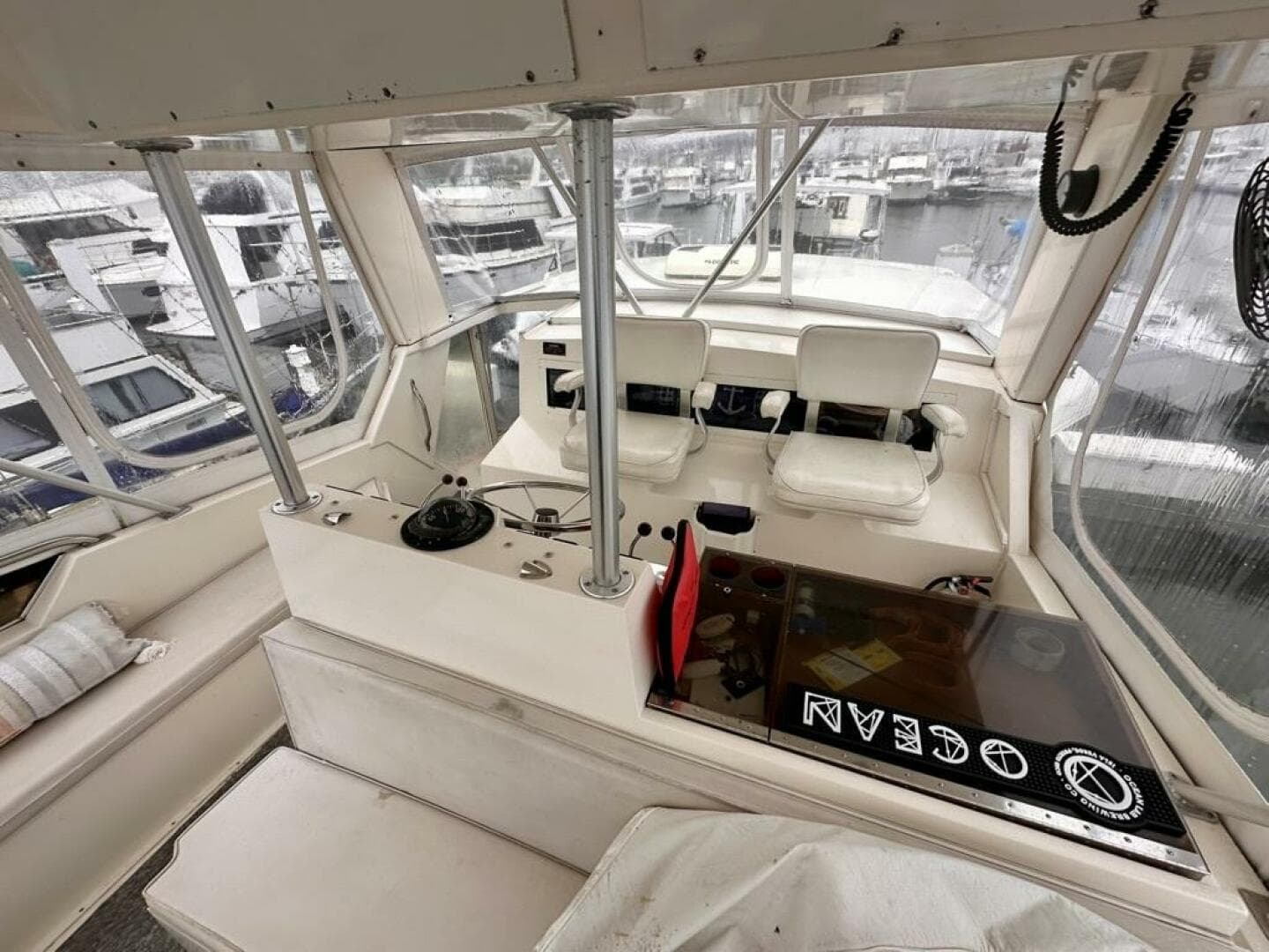 1989 Viking 44 — photo 11