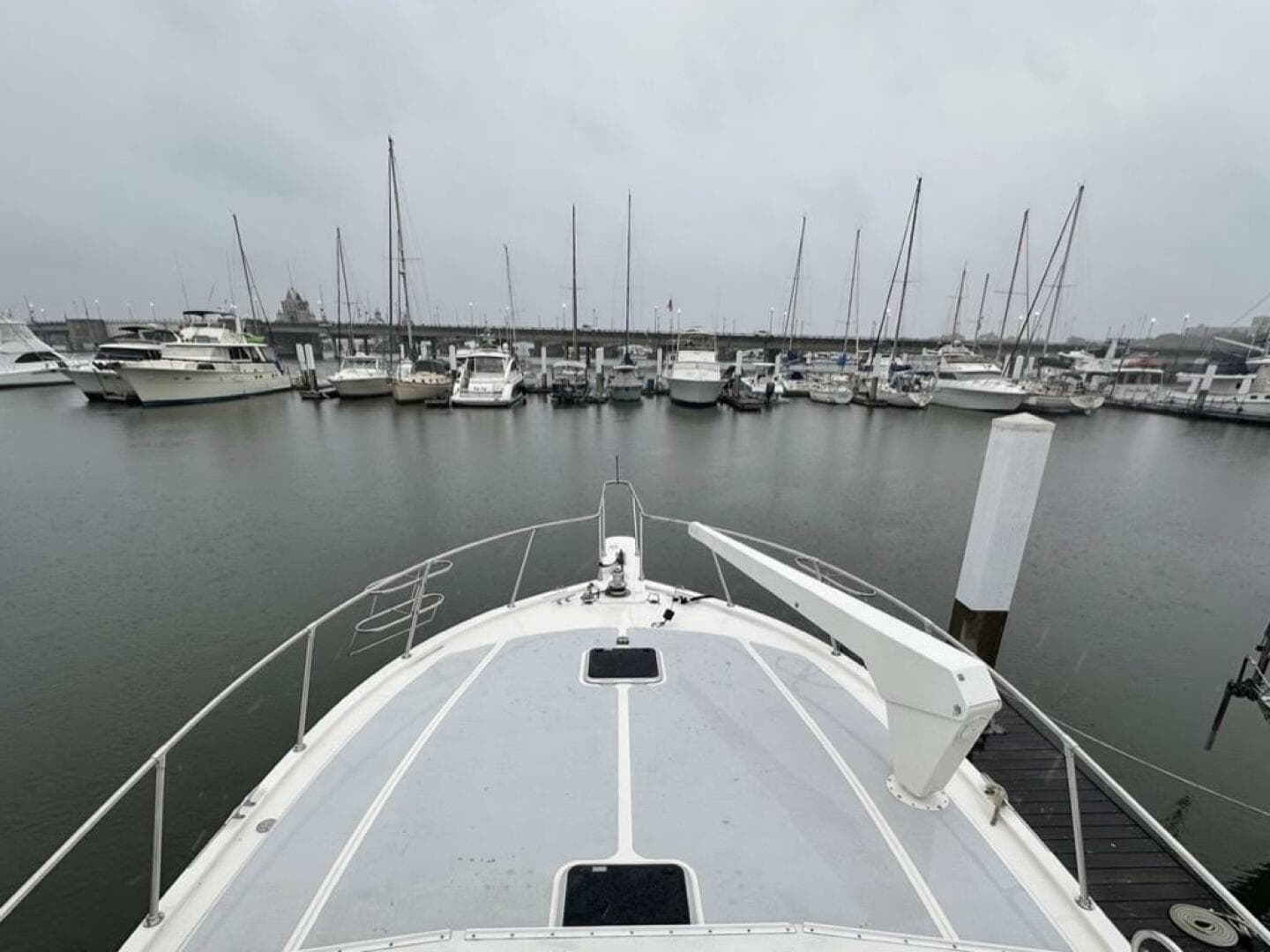 1989 Viking 44 — photo 6