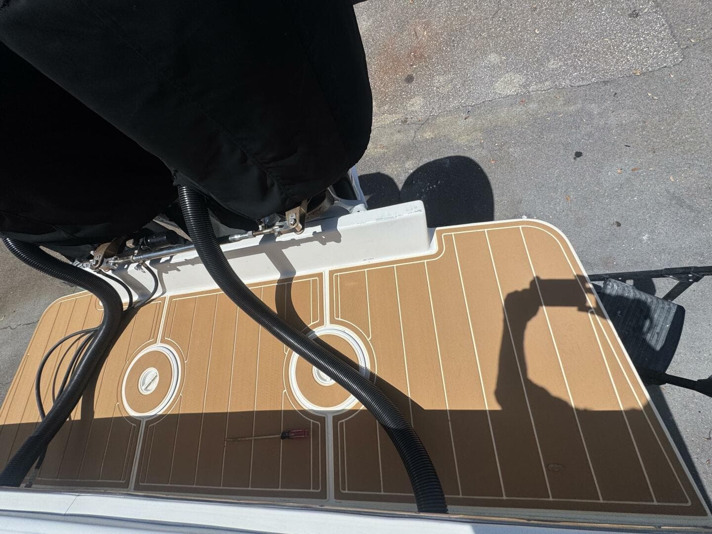 2006 Jupiter 31 CC Forward Seating — photo 7