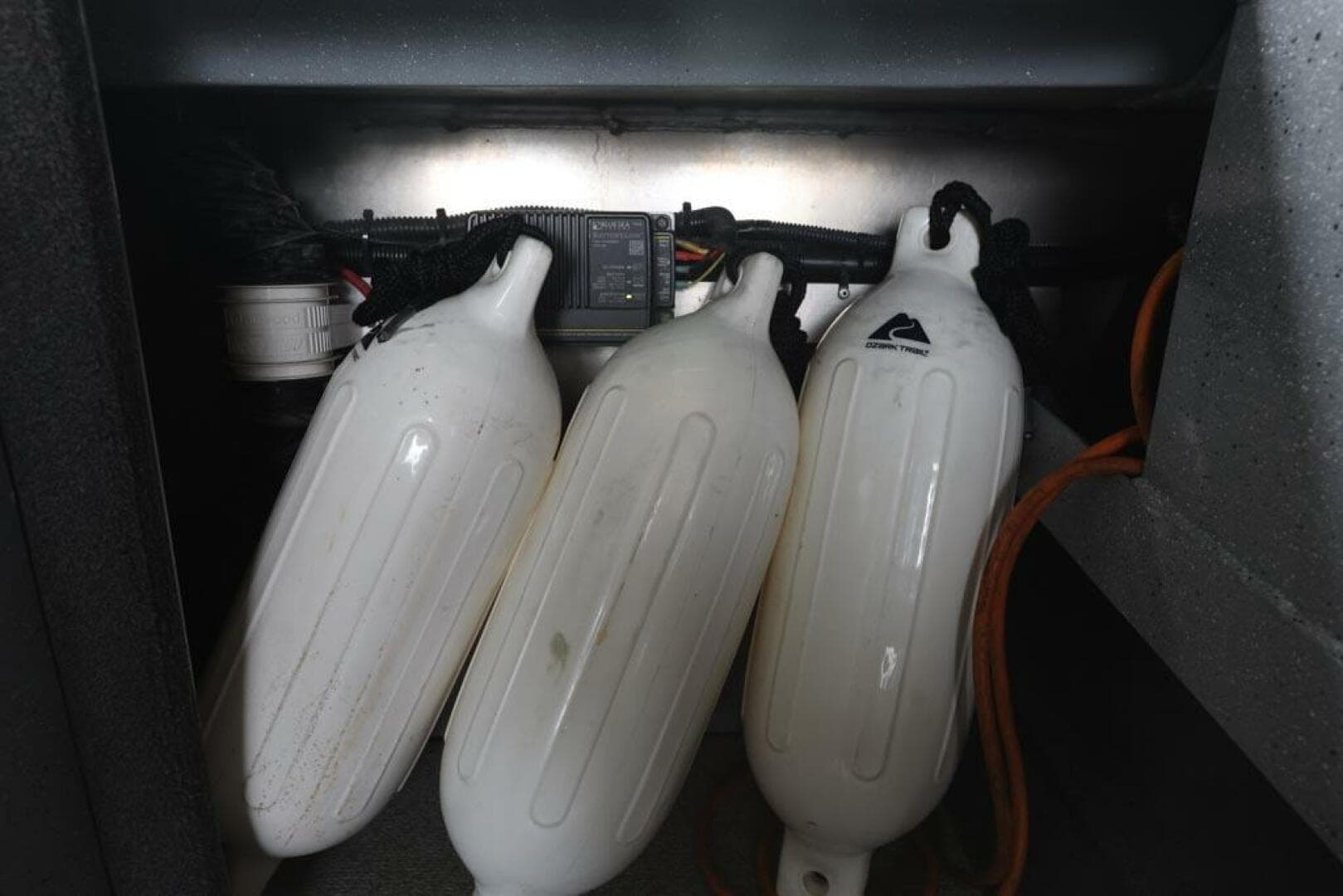 1998 Jetcraft 23 — photo 25