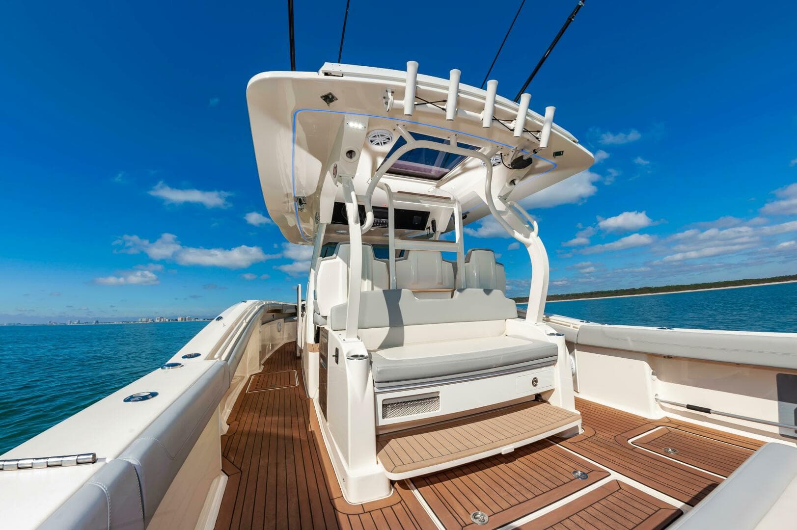 2020 Scout 380 LXF — photo 33