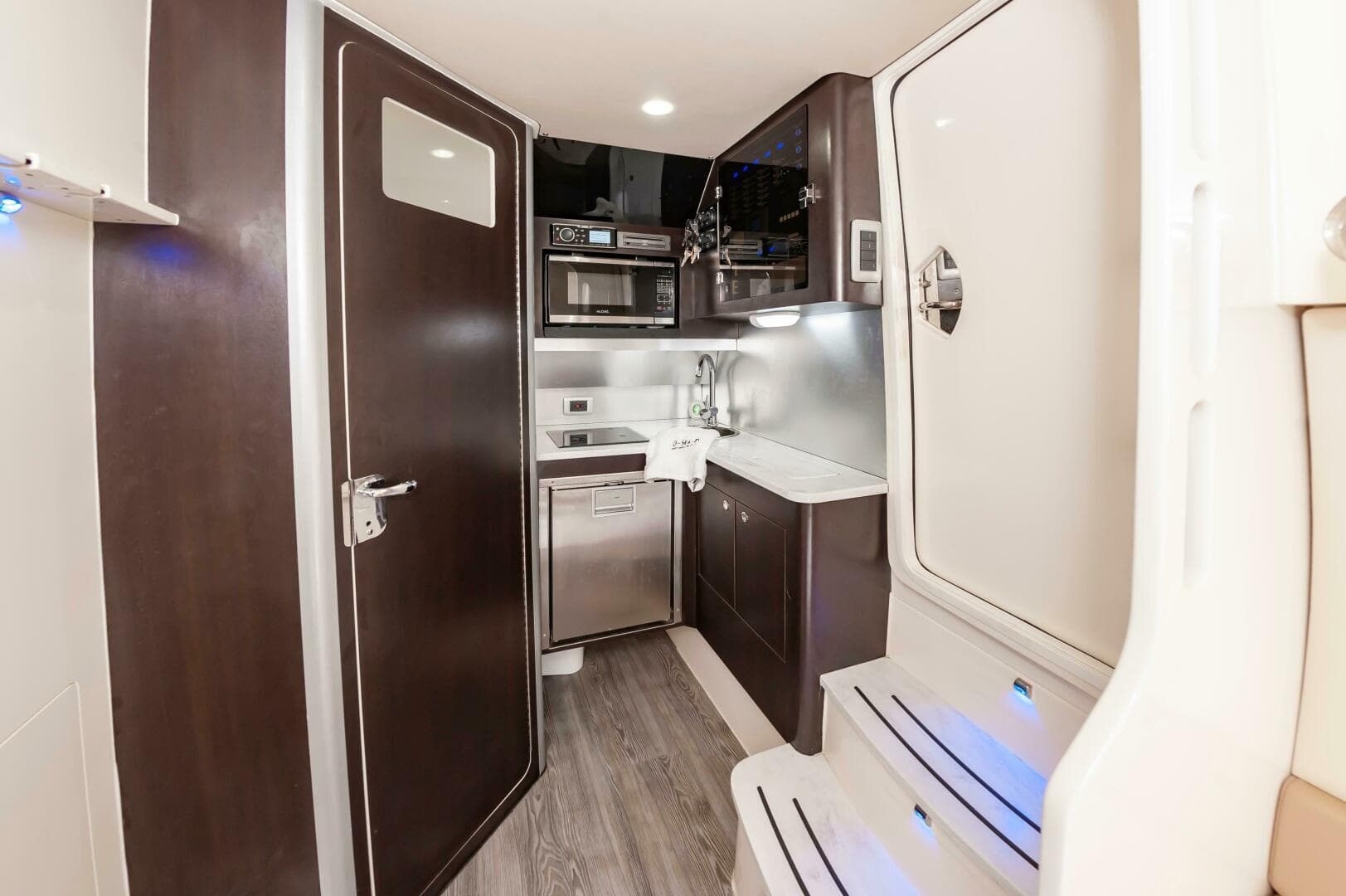 2020 Scout 380 LXF — photo 53