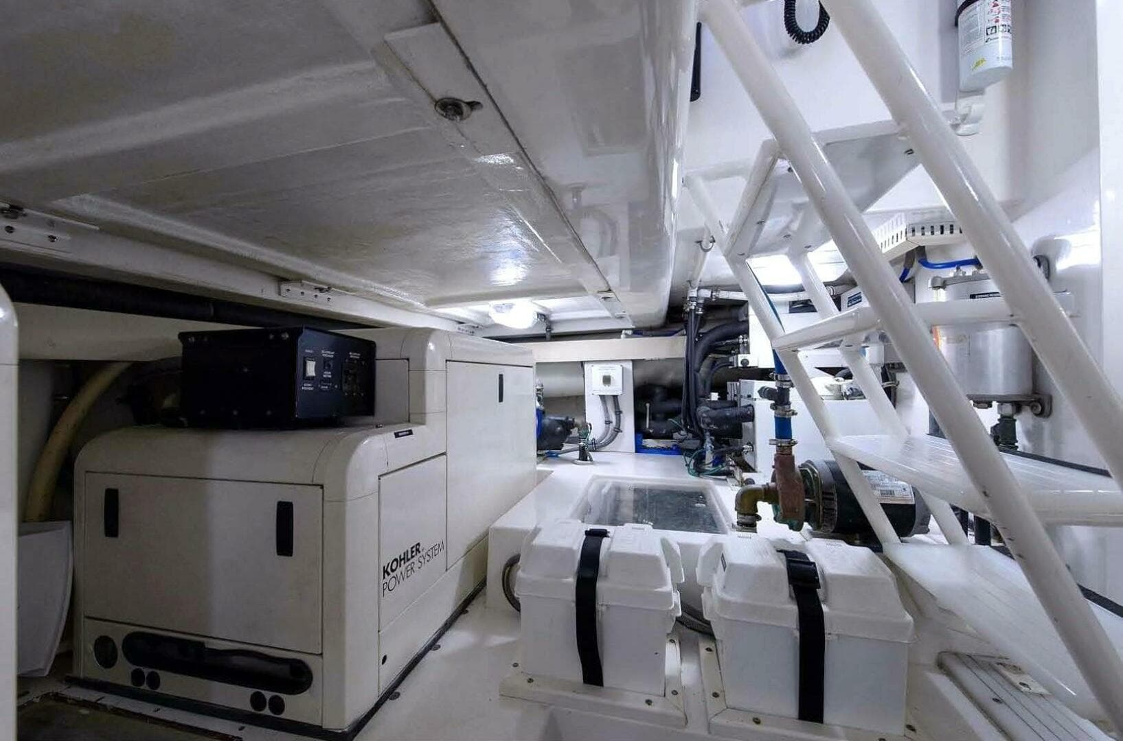 2006 Bertram Sport Fish — photo 42