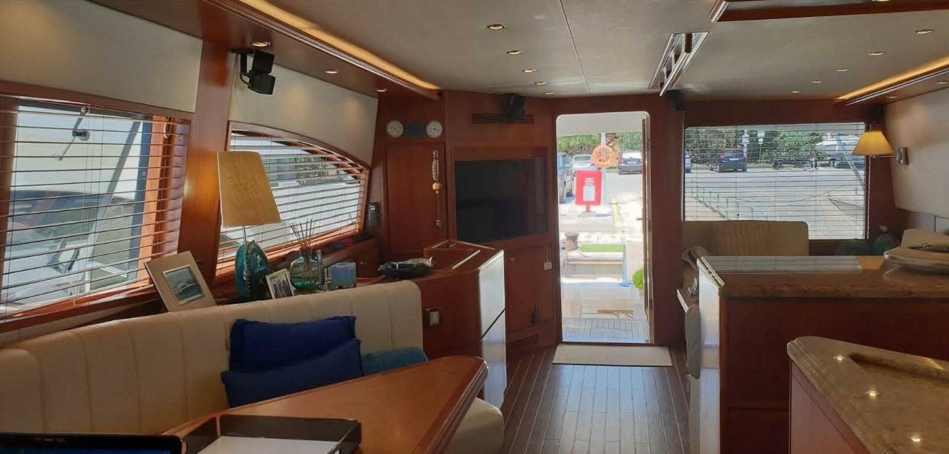 2006 Bertram Sport Fish — photo 19