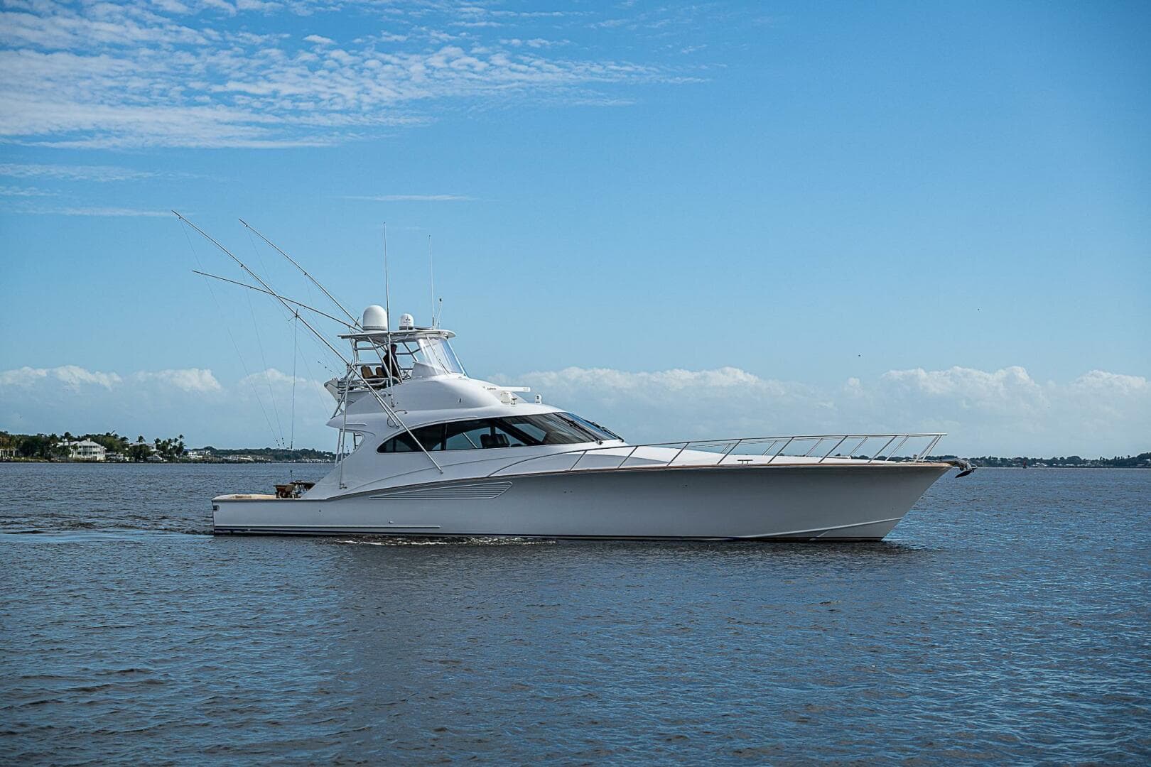 2017 F&S Cusotm Express Sportfish — photo 64