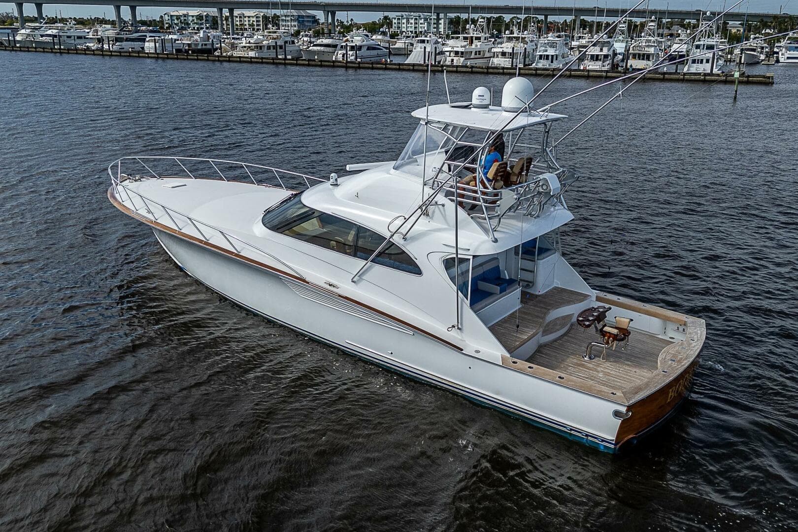 2017 F&S Cusotm Express Sportfish — photo 5