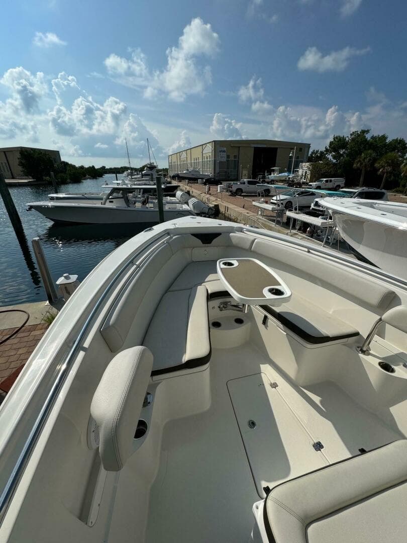 2023 Sailfish 290 CC — photo 6