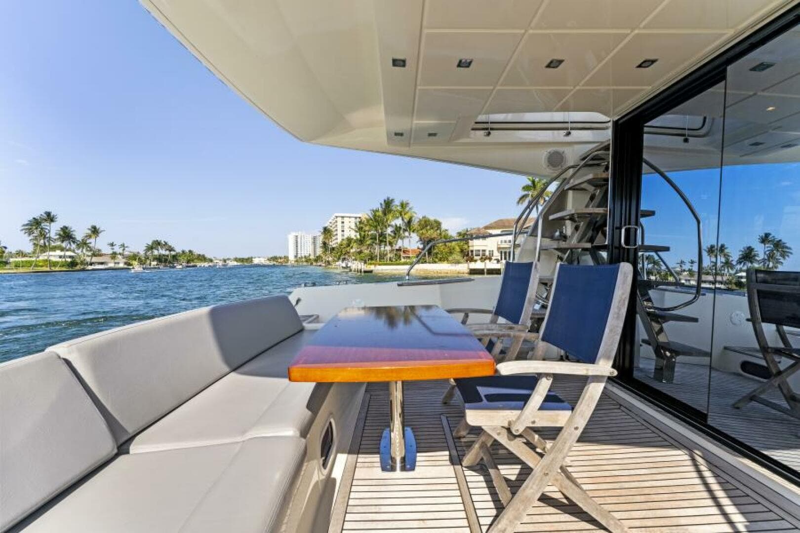 2013 Prestige 550 Flybridge — photo 45