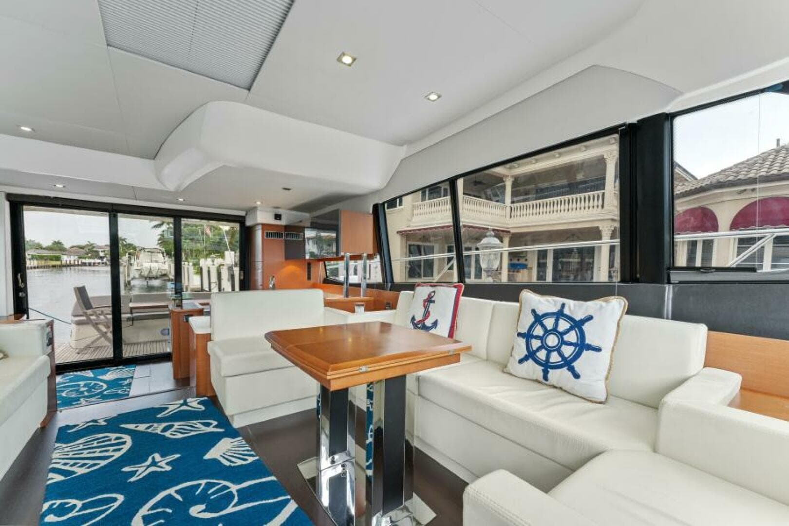 2013 Prestige 550 Flybridge — photo 11